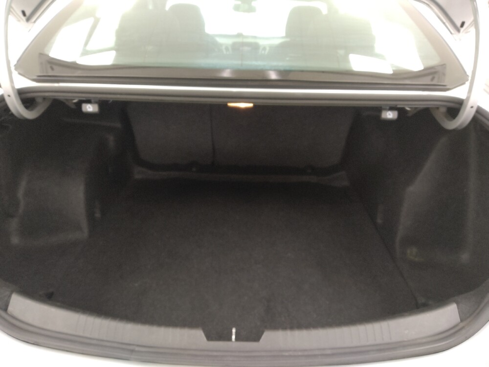 2022 Chevrolet Malibu in St. Louis, MO 63125 - 18123136 29