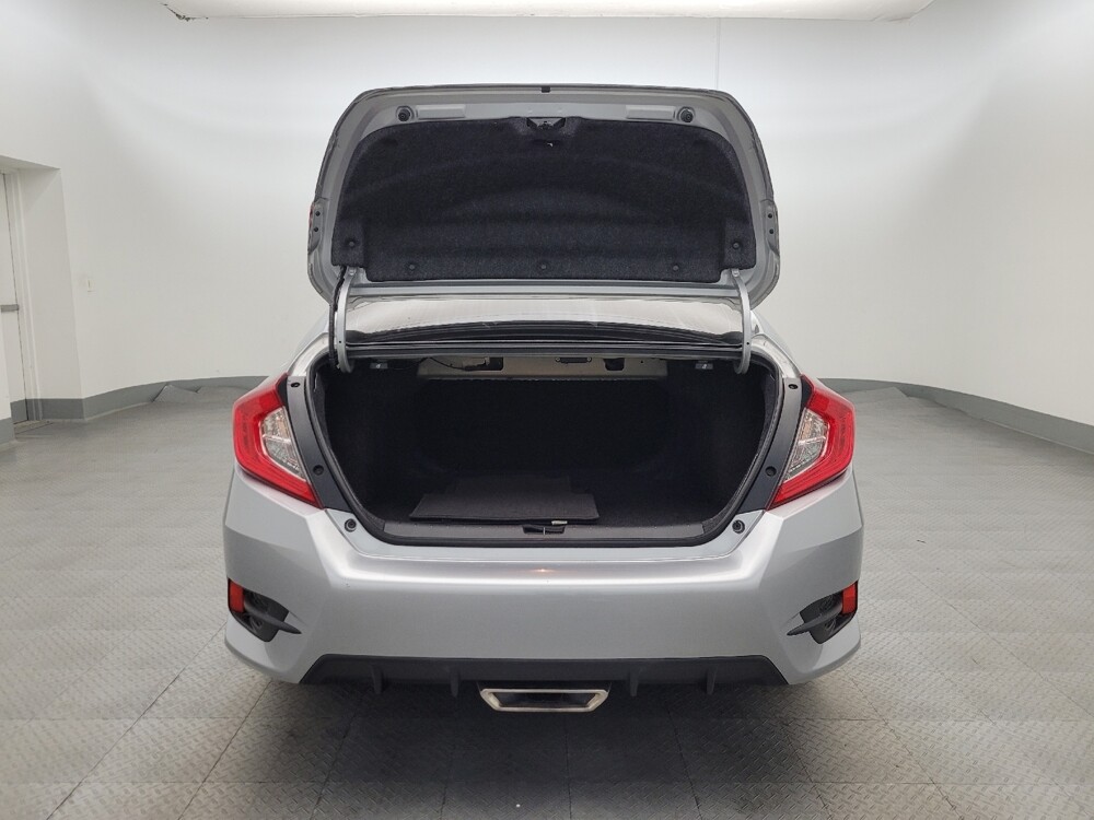 2020 Honda Civic in Glendale, AZ 85301 - 18123137 29