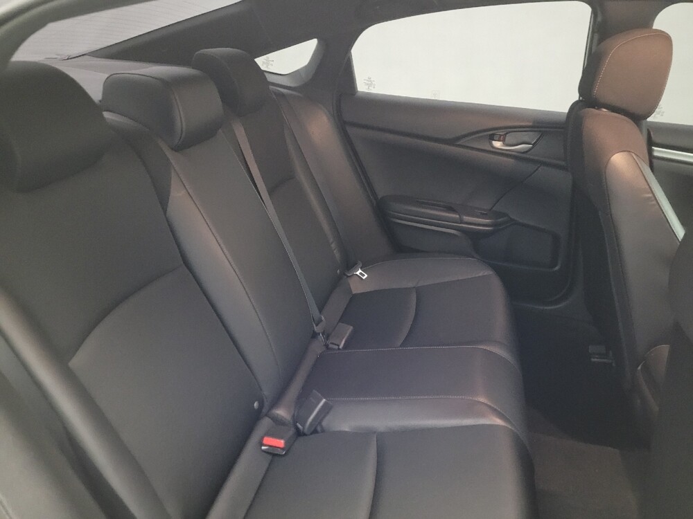 2020 Honda Civic in Glendale, AZ 85301 - 18123137 19