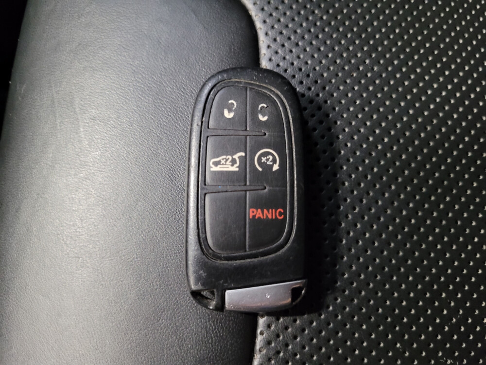 2019 Jeep Cherokee in Henrico, VA 23223 - 18123139 32