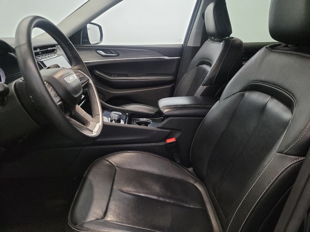 2023 Jeep Grand Cherokee L in Plymouth Meeting, PA 19462 - 18123148 17