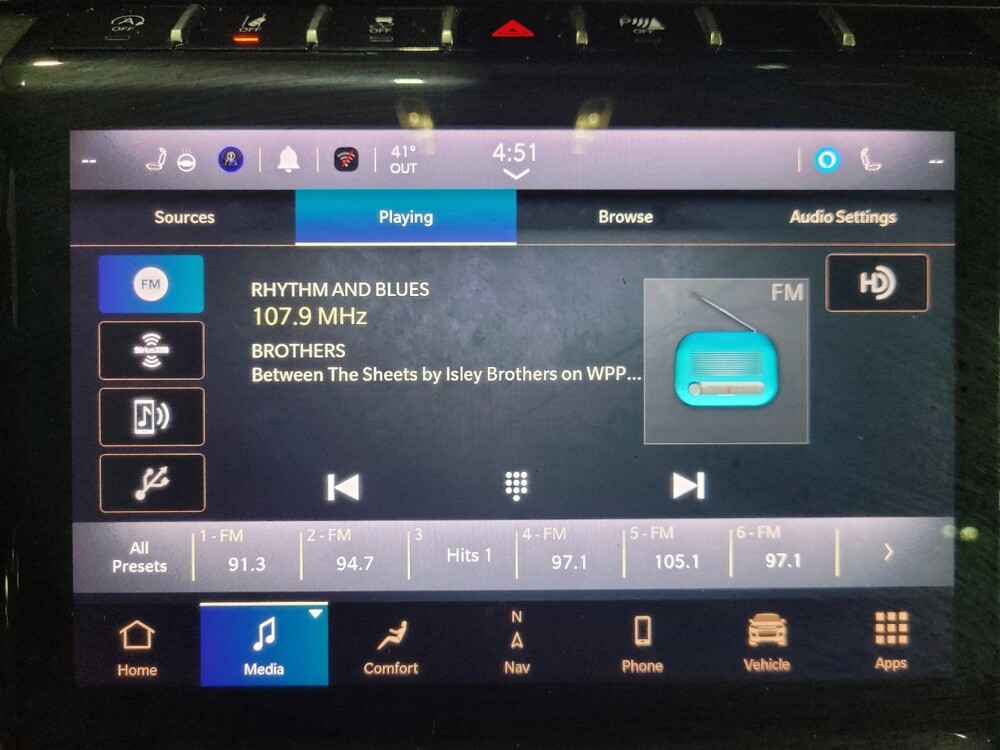 2023 Jeep Grand Cherokee L in Plymouth Meeting, PA 19462 - 18123148 25