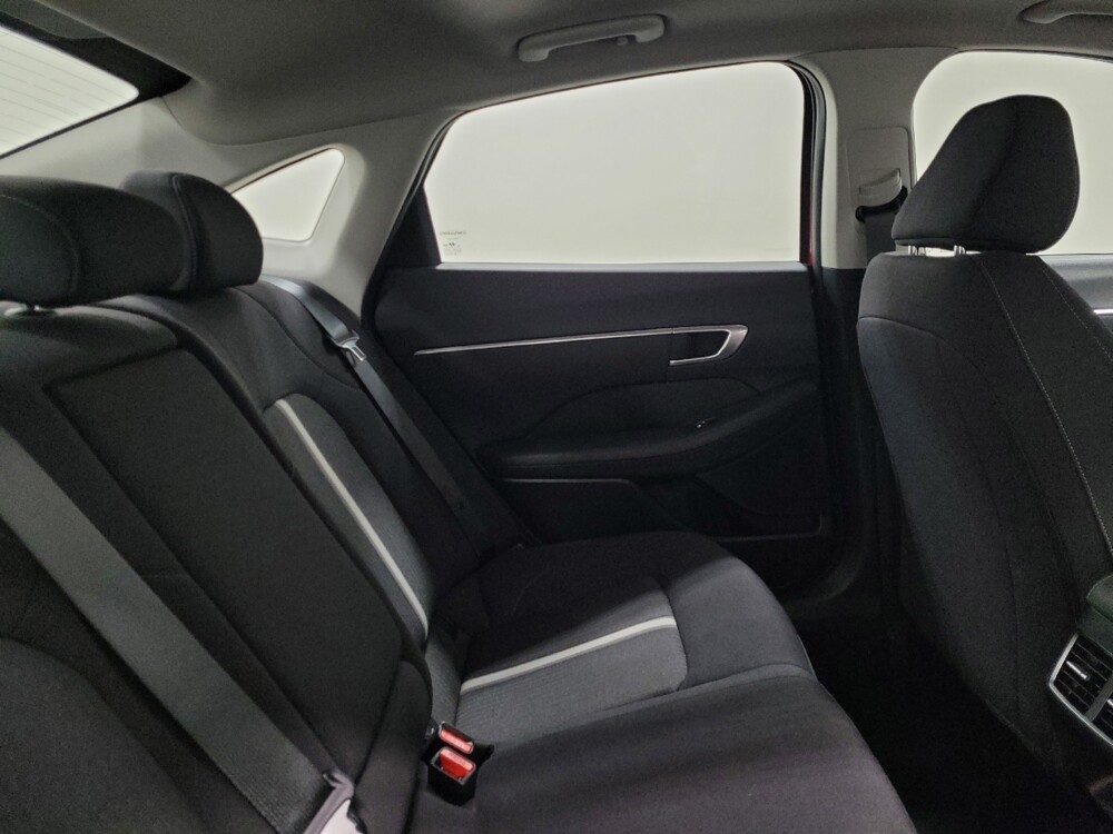 2023 Hyundai Sonata in Allentown, PA 18103 - 18123149 19