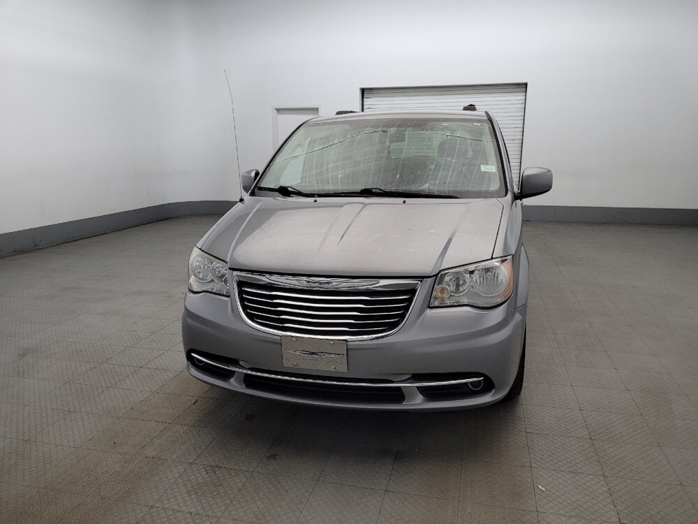 2015 Chrysler Town & Country in Laurel, MD 20724 - 18123154 15