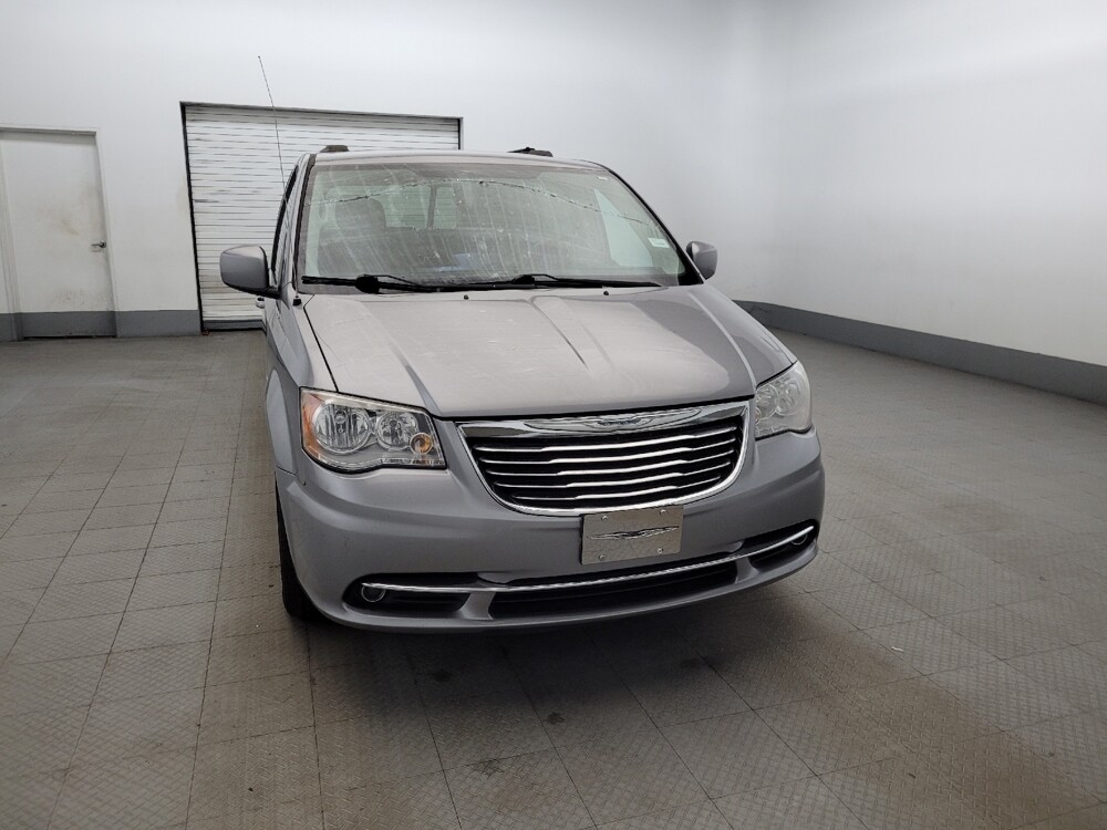 2015 Chrysler Town & Country in Laurel, MD 20724 - 18123154 14