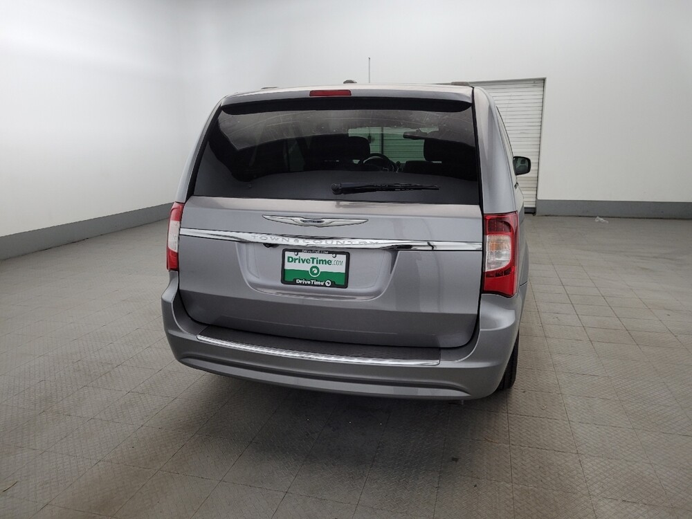 2015 Chrysler Town & Country in Laurel, MD 20724 - 18123154 7