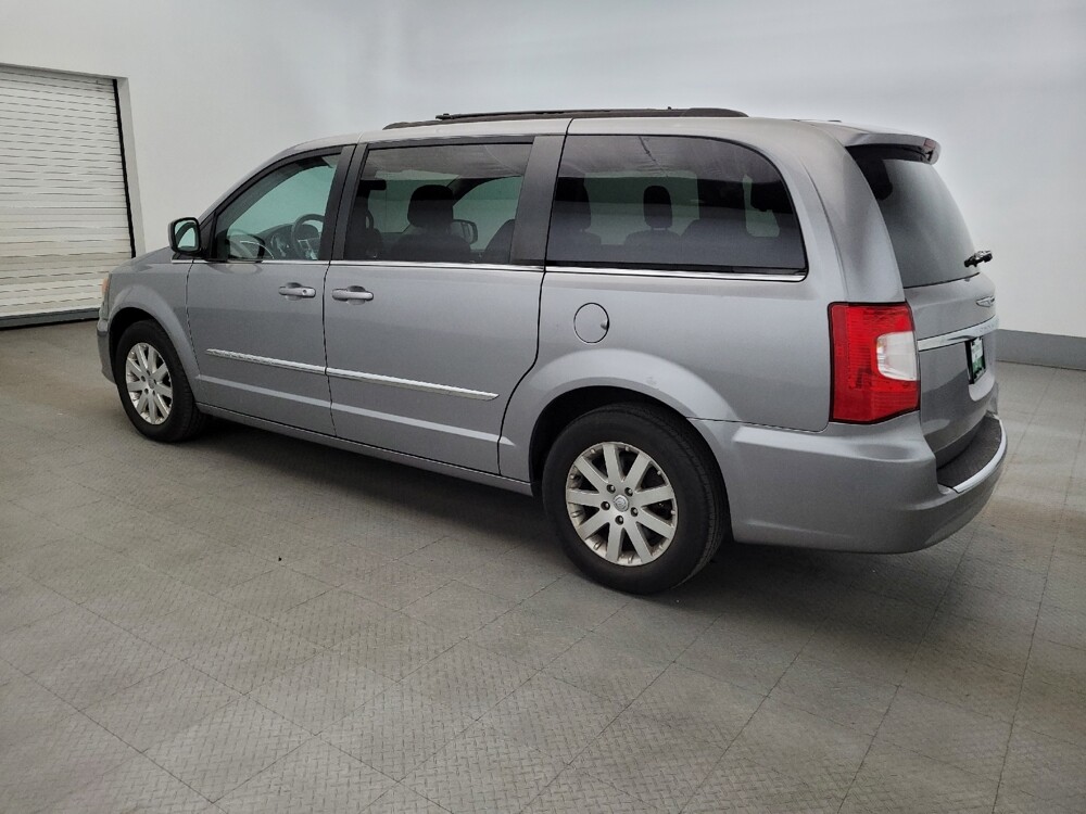 2015 Chrysler Town & Country in Laurel, MD 20724 - 18123154 3