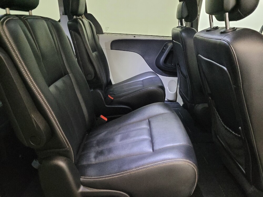 2015 Chrysler Town & Country in Laurel, MD 20724 - 18123154 19