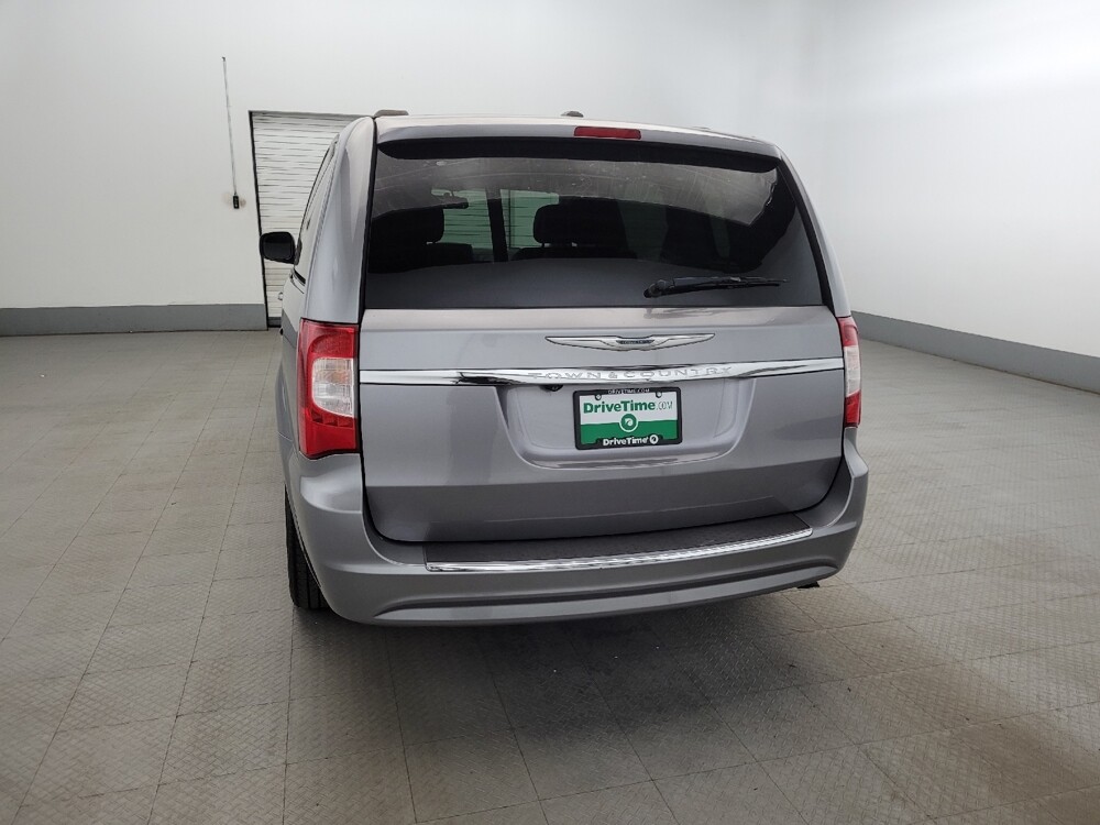 2015 Chrysler Town & Country in Laurel, MD 20724 - 18123154 6