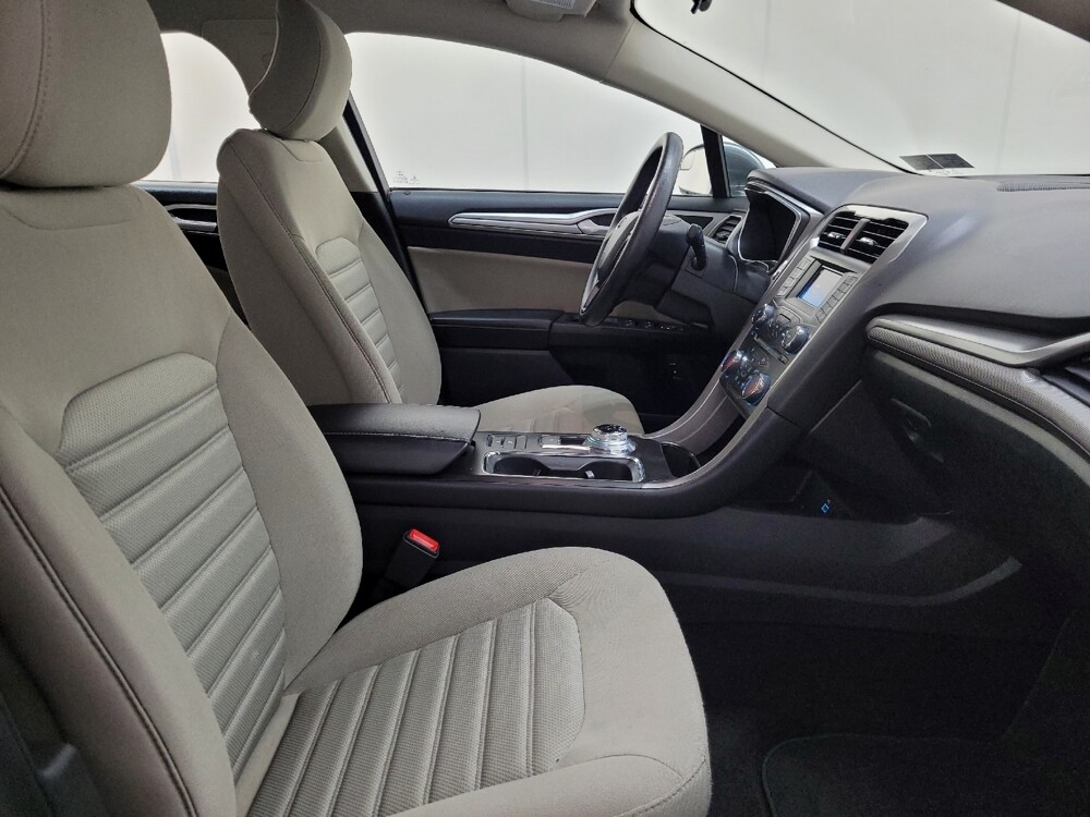 2018 Ford Fusion in Allentown, PA 18103 - 18123164 21