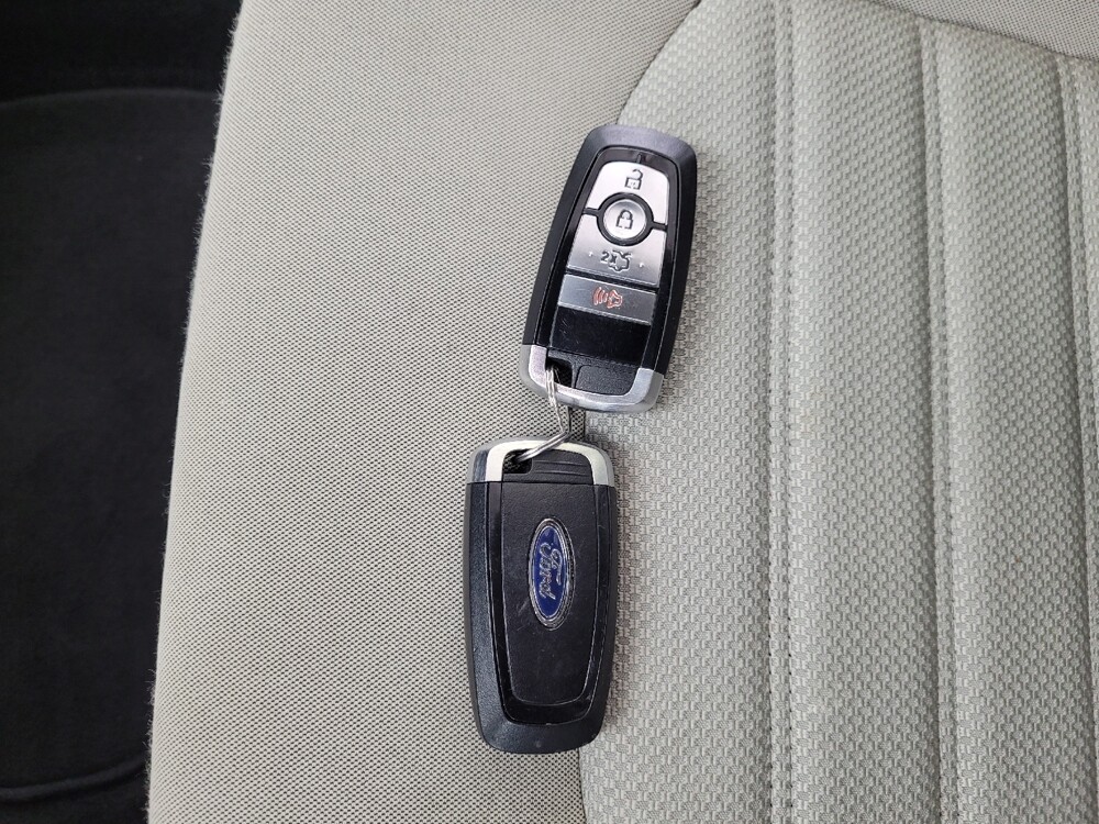 2018 Ford Fusion in Allentown, PA 18103 - 18123164 32