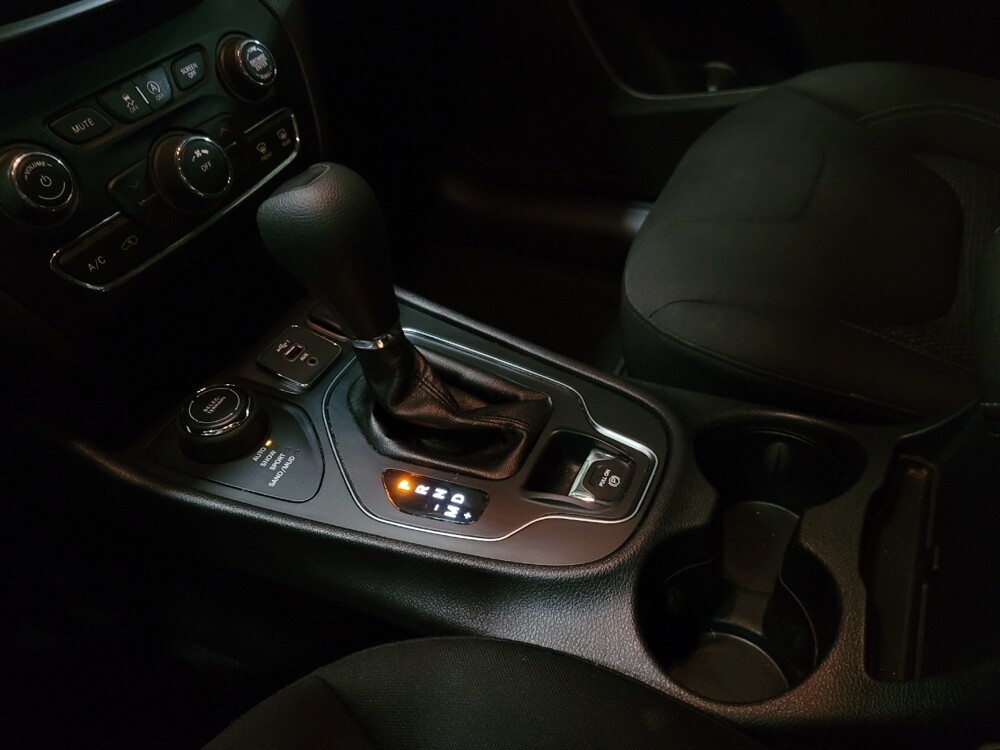 2020 Jeep Cherokee in New Castle, DE 19720 - 18123170 26