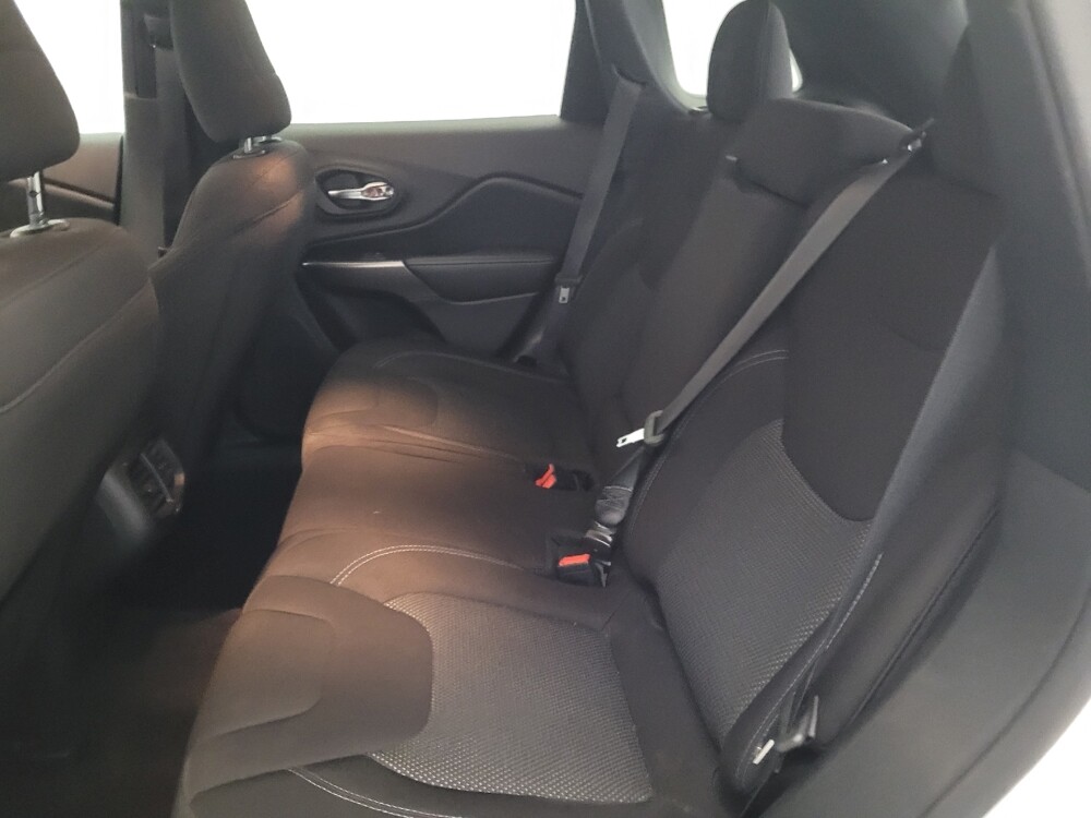 2020 Jeep Cherokee in New Castle, DE 19720 - 18123170 18