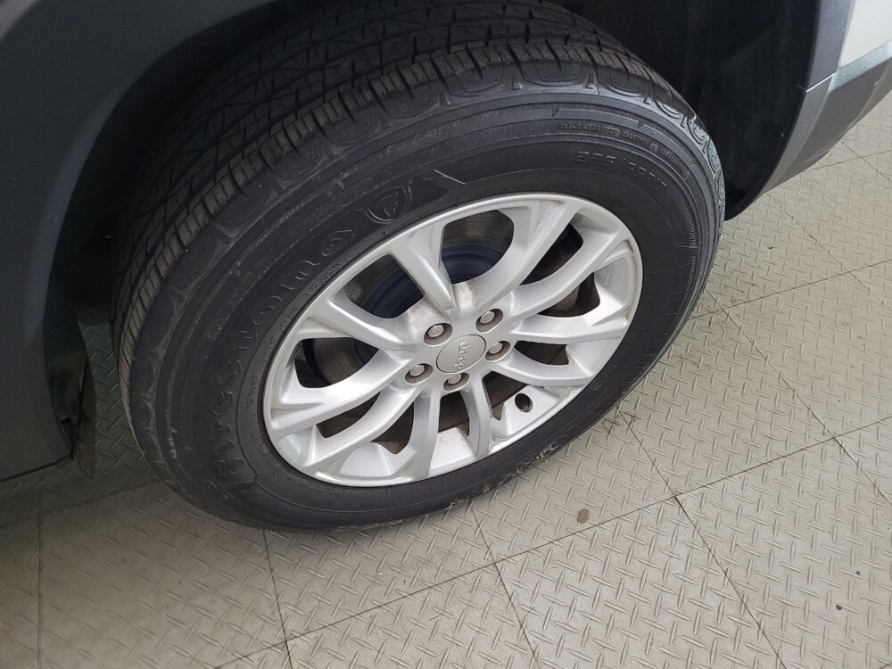 2020 Jeep Cherokee in New Castle, DE 19720 - 18123170 31