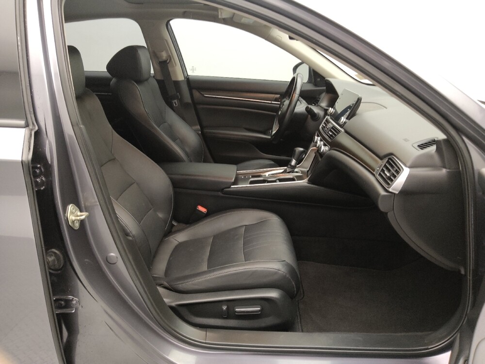 2019 Honda Accord in St. Louis, MO 63136 - 18123172 21