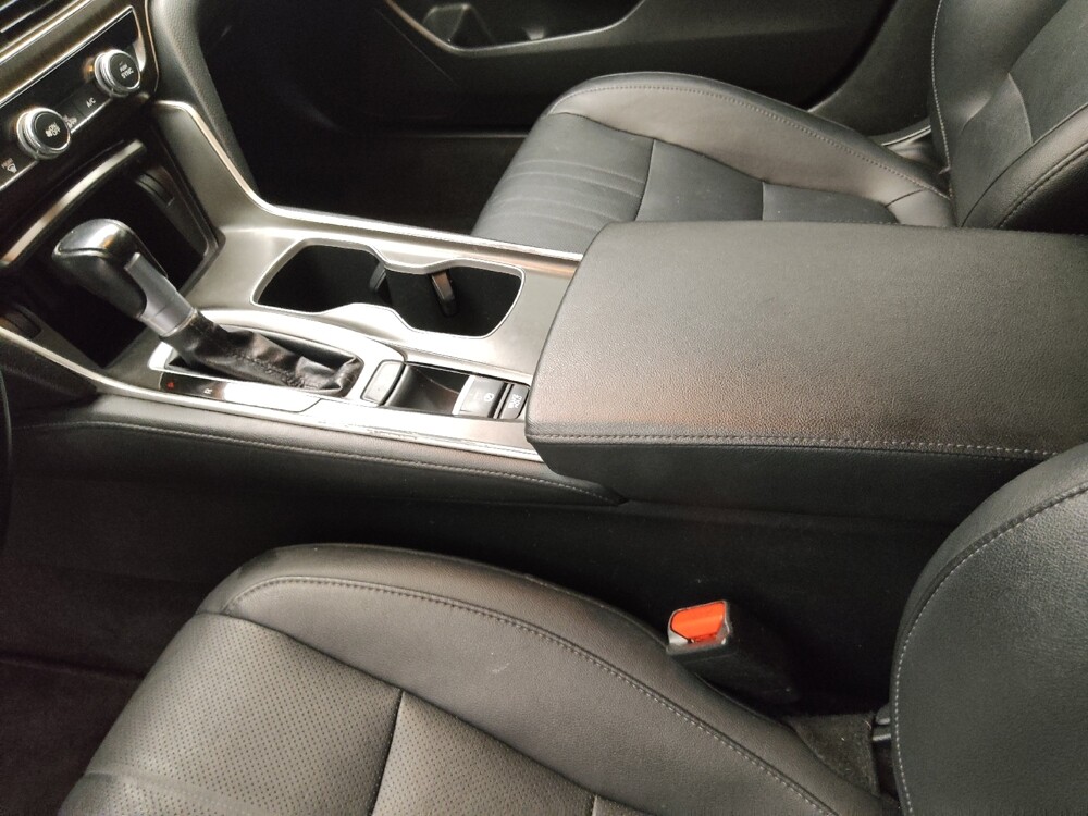 2019 Honda Accord in St. Louis, MO 63136 - 18123172 26