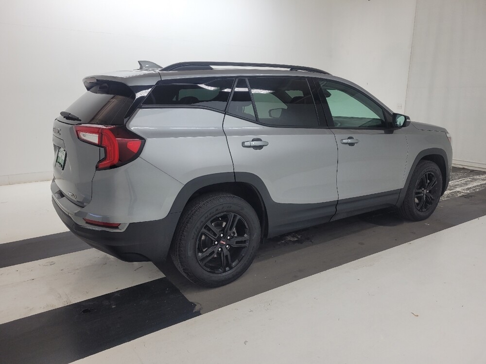 2023 GMC Terrain in St. Louis, MO 63125 - 18123173 10