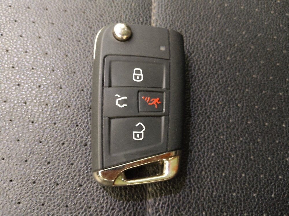 2021 Volkswagen Tiguan in Independence, MO 64055 - 18123175 32