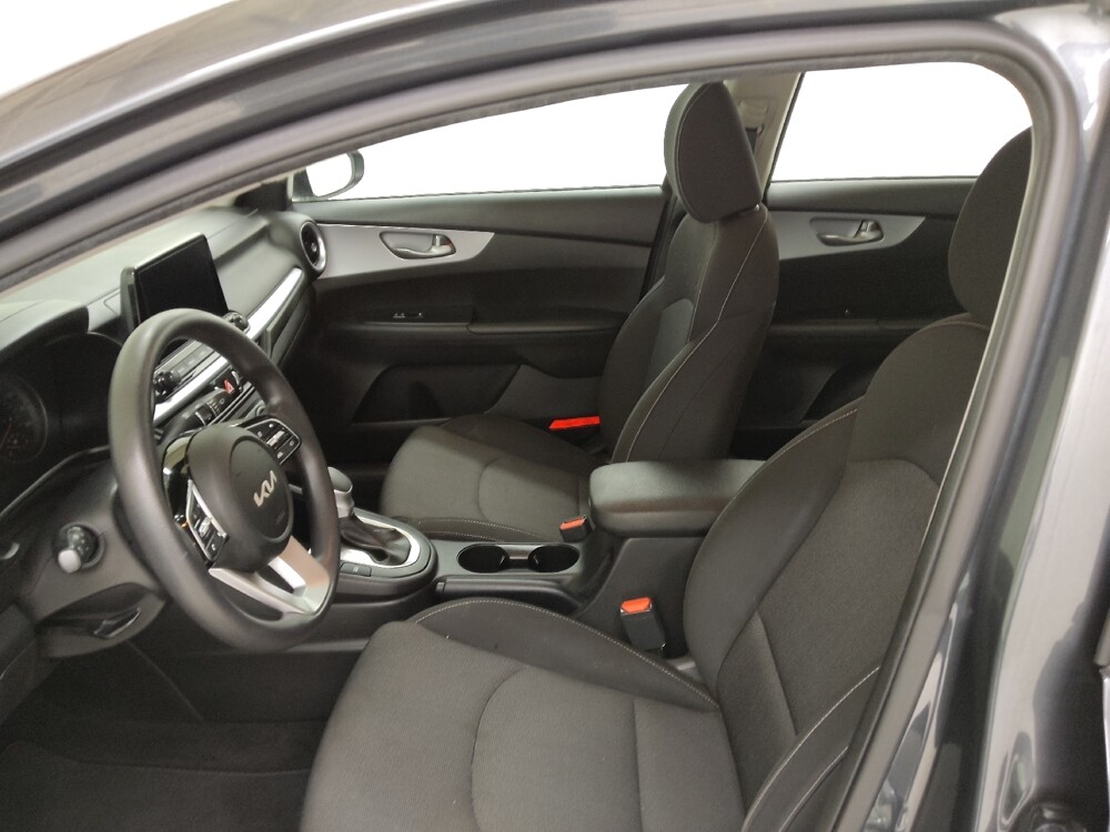 2022 Kia Forte in St. Louis, MO 63125 - 18123177 17