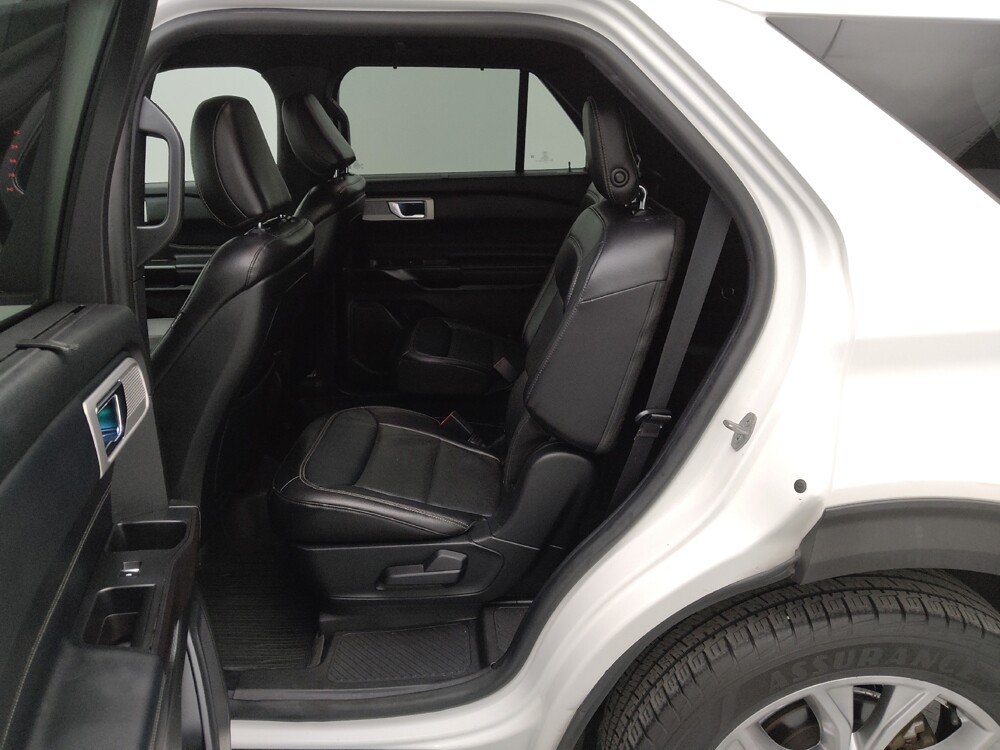 2020 Ford Explorer in Independence, MO 64055 - 18123179 18