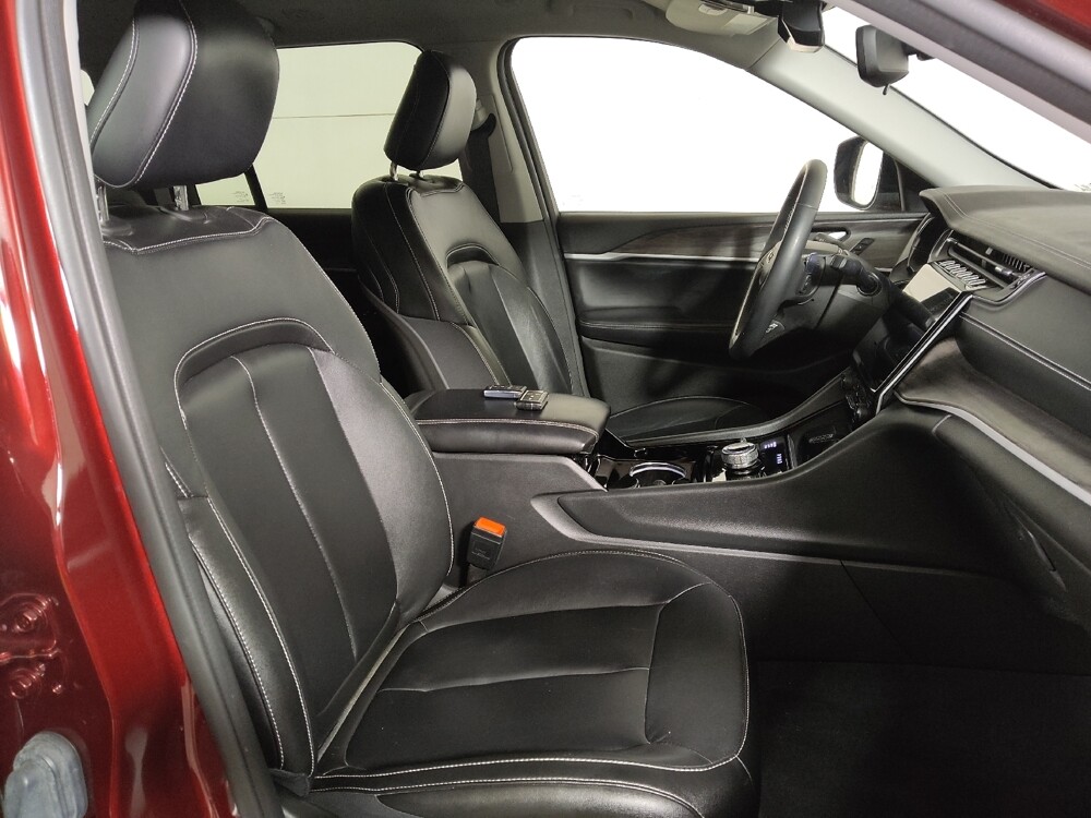 2023 Jeep Grand Cherokee in Midlothian, IL 60445 - 18123187 21