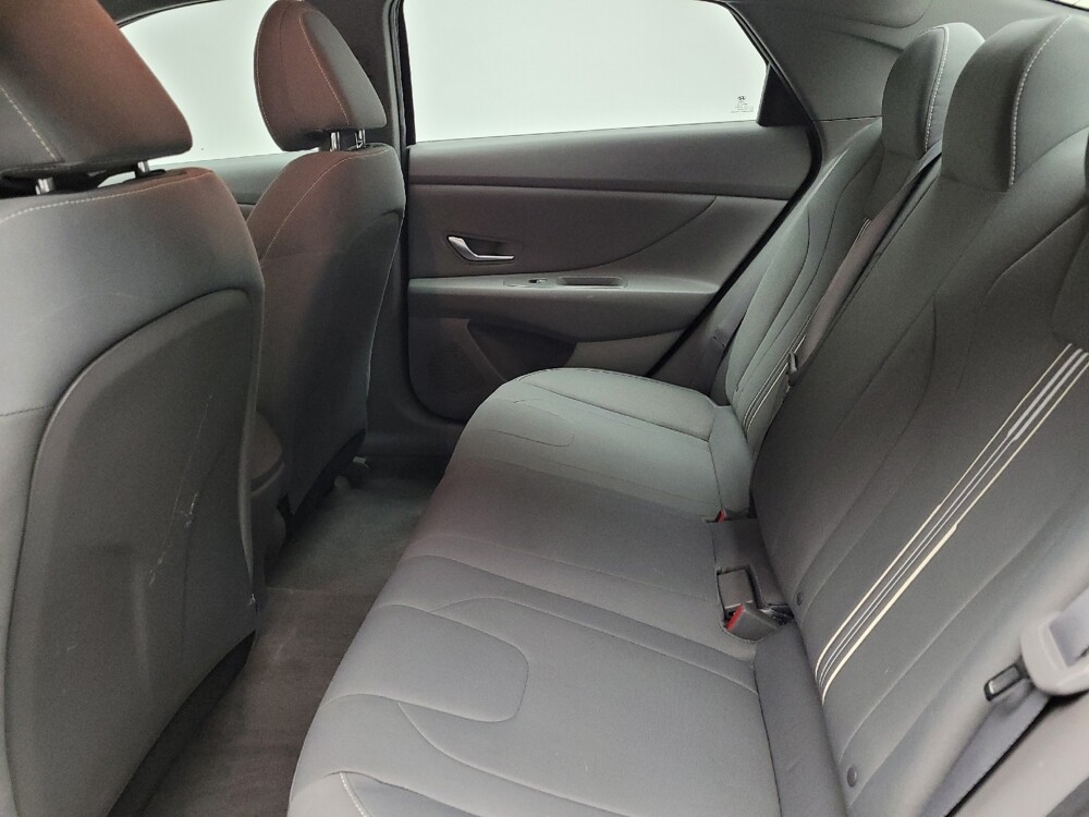 2023 Hyundai Elantra in Taylor, MI 48180 - 18123189 18