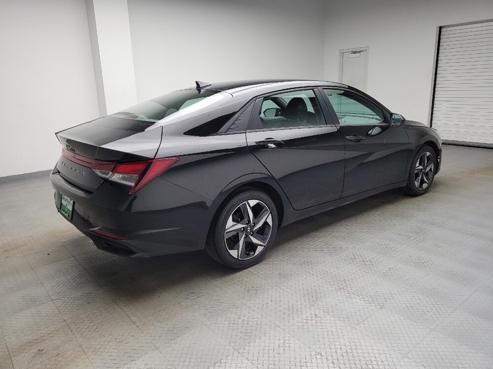 2023 Hyundai Elantra in Taylor, MI 48180 - 18123189 10