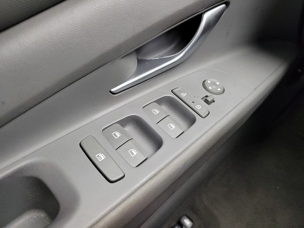 2023 Hyundai Elantra in Taylor, MI 48180 - 18123189 27