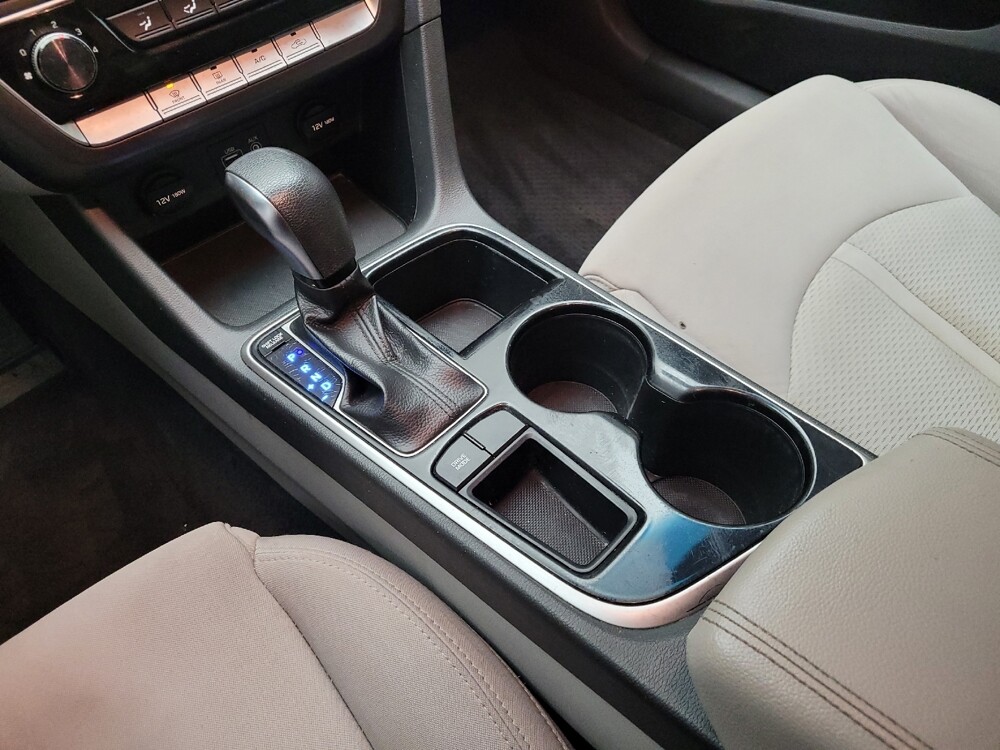 2018 Hyundai Sonata in Taylor, MI 48180 - 18123191 26