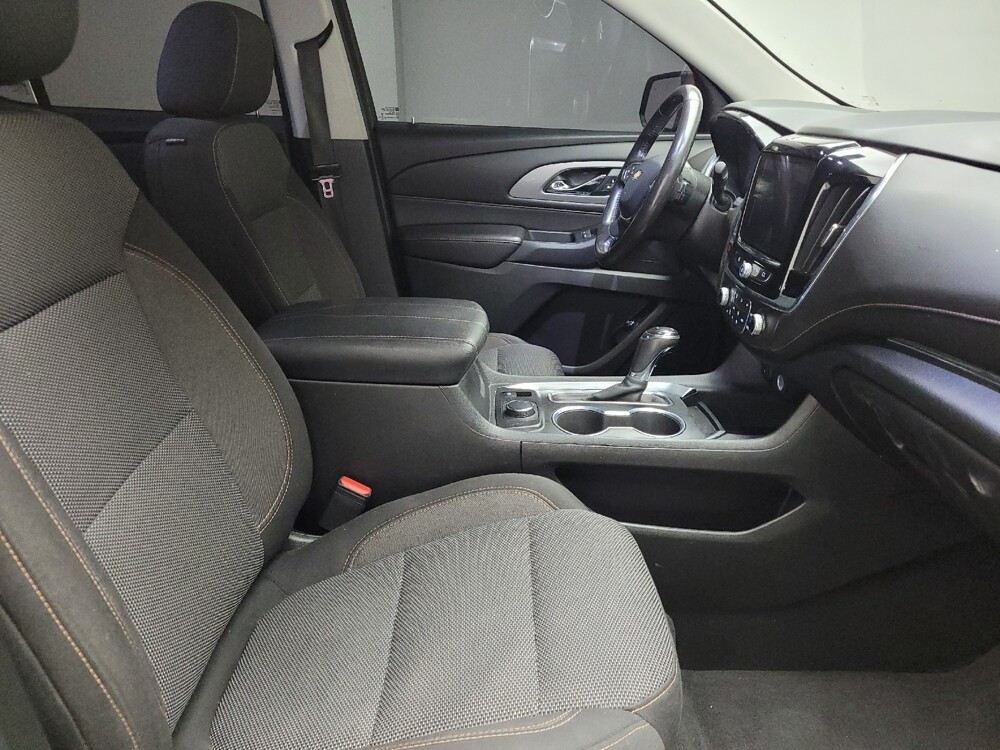 2018 Chevrolet Traverse in Taylor, MI 48180 - 18123192 21