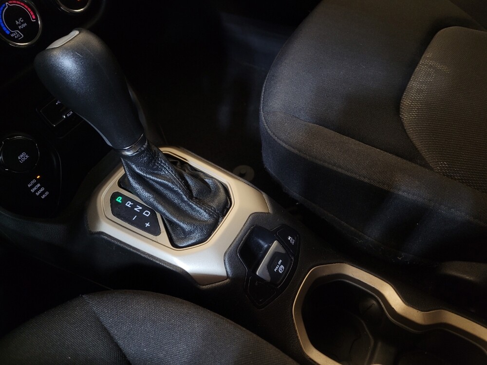 2017 Jeep Renegade in Cincinnati, OH 45255 - 18123193 26