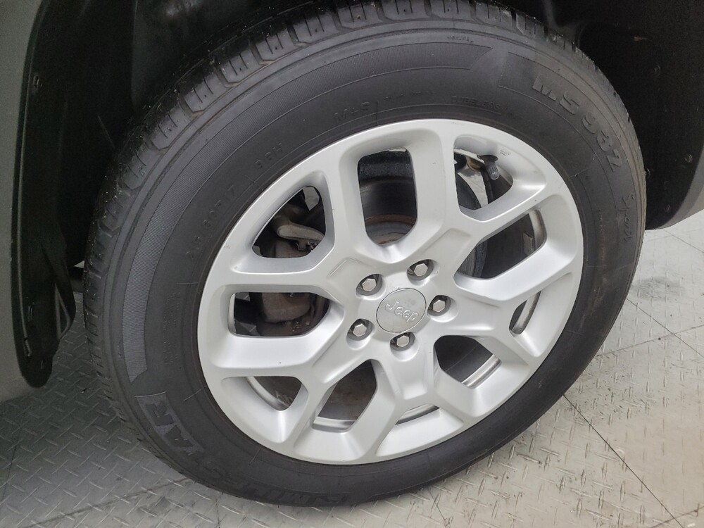 2017 Jeep Renegade in Cincinnati, OH 45255 - 18123193 31