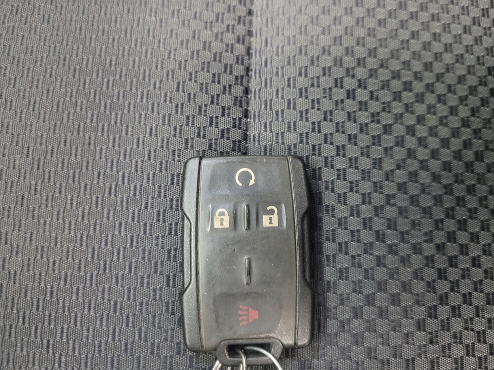 2017 Chevrolet Silverado 1500 in Ft Wayne, IN 46805 - 18123196 32