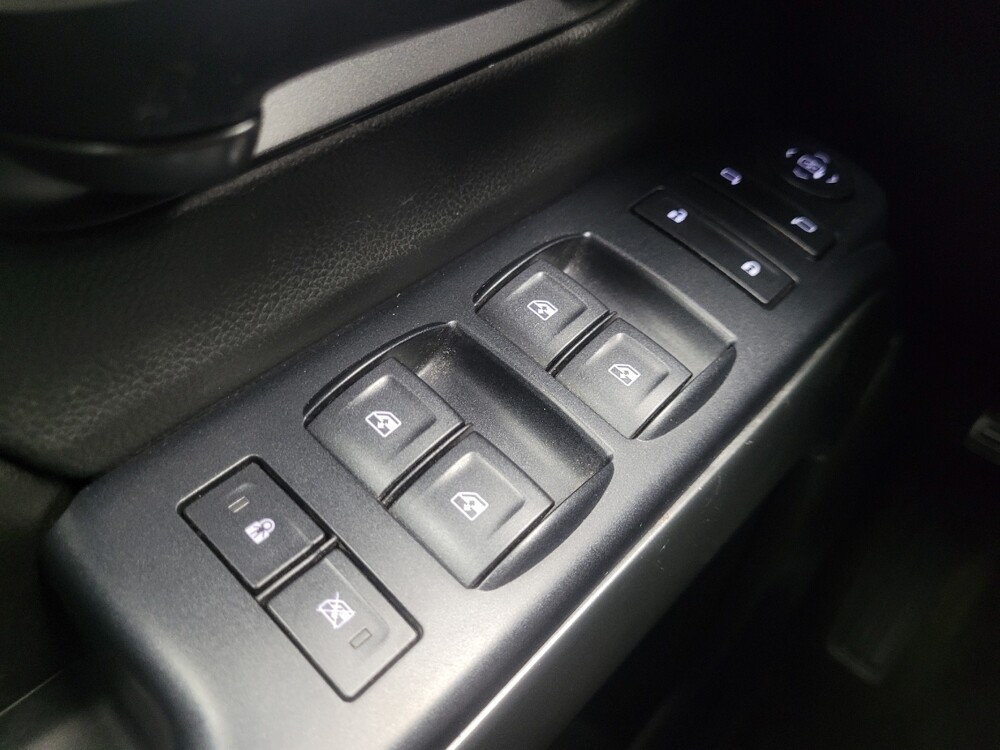 2017 Chevrolet Silverado 1500 in Ft Wayne, IN 46805 - 18123196 27