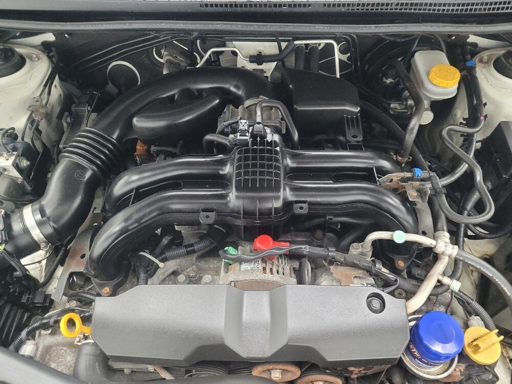 2014 Subaru Impreza in Indianapolis, IN 46222 - 18123198 30