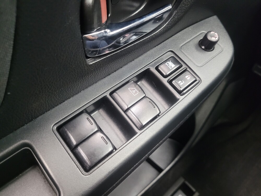 2014 Subaru Impreza in Indianapolis, IN 46222 - 18123198 27