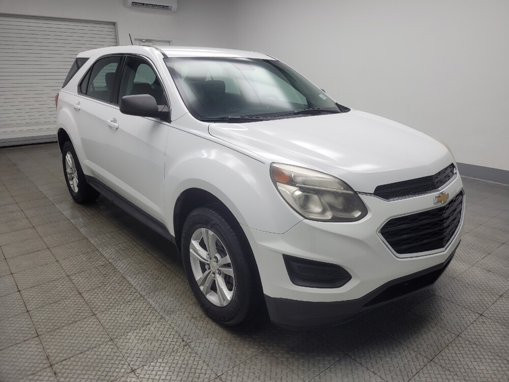 2017 Chevrolet Equinox in Indianapolis, IN 46219 - 18123199 13
