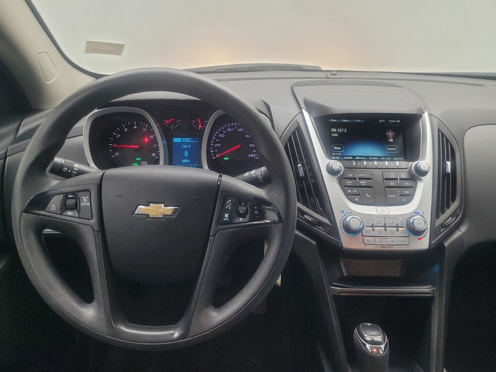 2017 Chevrolet Equinox in Indianapolis, IN 46219 - 18123199 22
