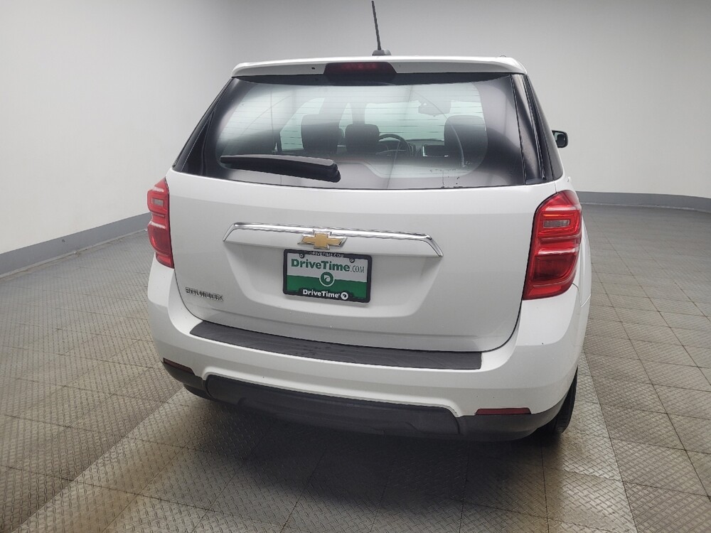 2017 Chevrolet Equinox in Indianapolis, IN 46219 - 18123199 7