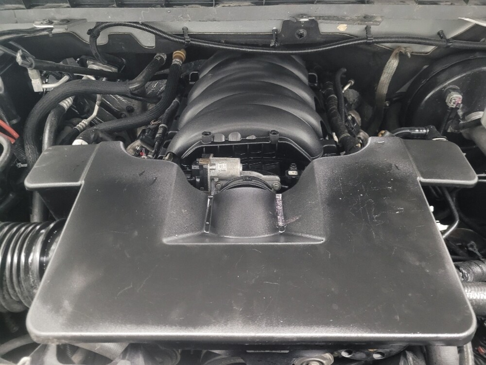 2019 Chevrolet Silverado 1500 in Indianapolis, IN 46219 - 18123203 30