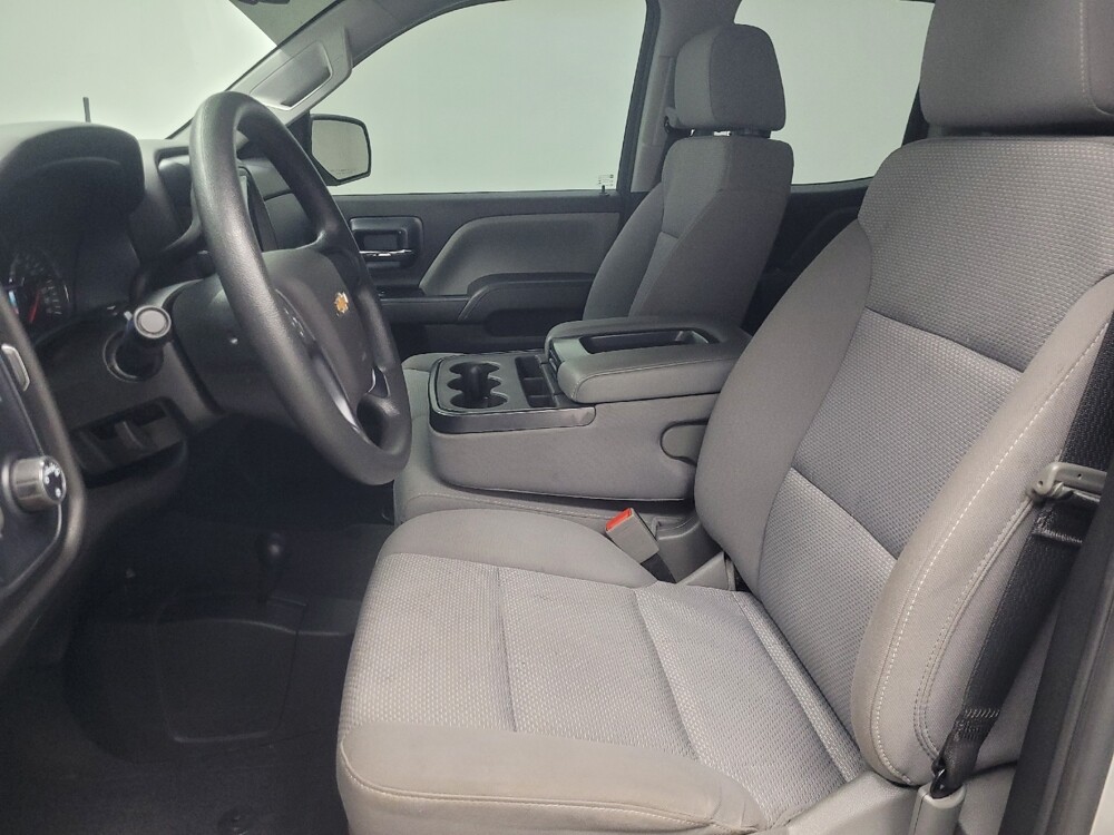 2019 Chevrolet Silverado 1500 in Indianapolis, IN 46219 - 18123203 17