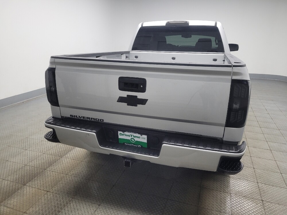 2019 Chevrolet Silverado 1500 in Indianapolis, IN 46219 - 18123203 7
