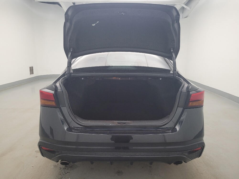 2019 Nissan Altima in Louisville, KY 40258 - 18123204 29