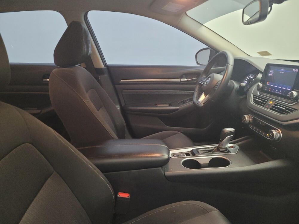 2019 Nissan Altima in Louisville, KY 40258 - 18123204 21