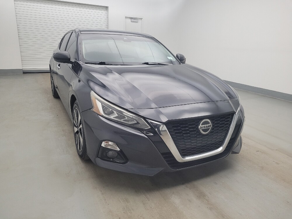 2019 Nissan Altima in Louisville, KY 40258 - 18123204 14