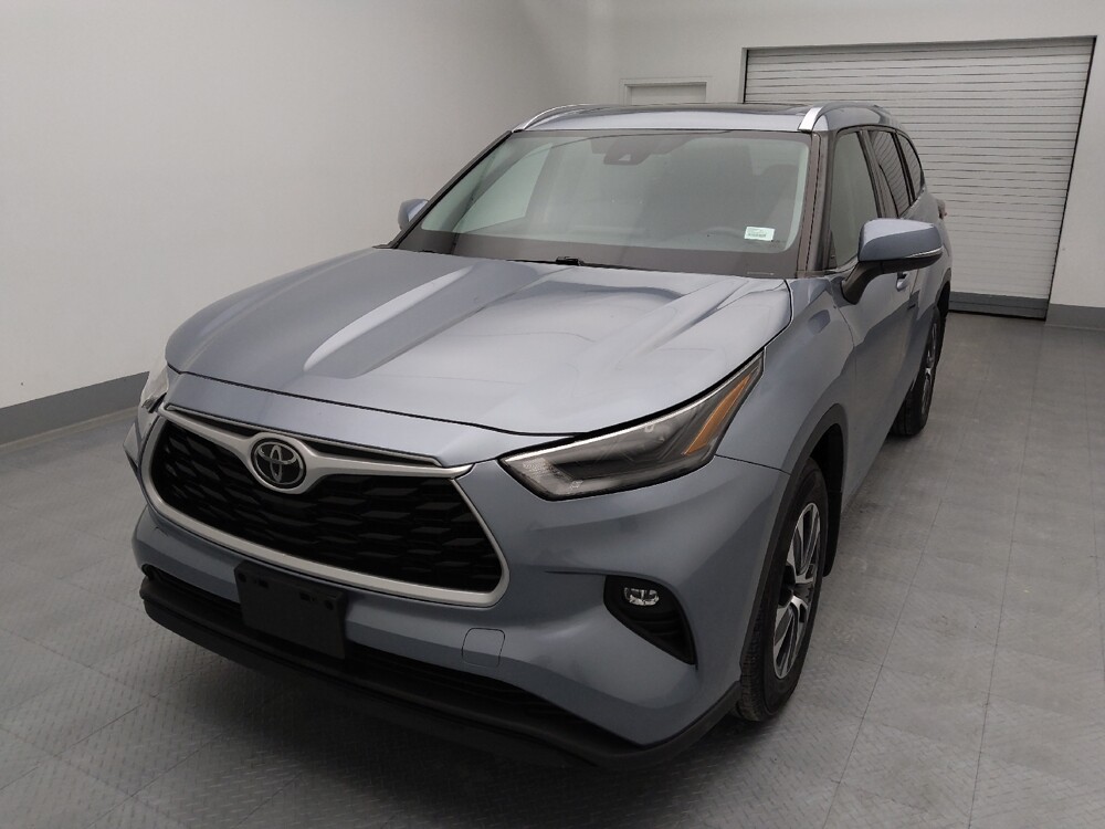 2021 Toyota Highlander in Independence, MO 64055 - 18123207 15