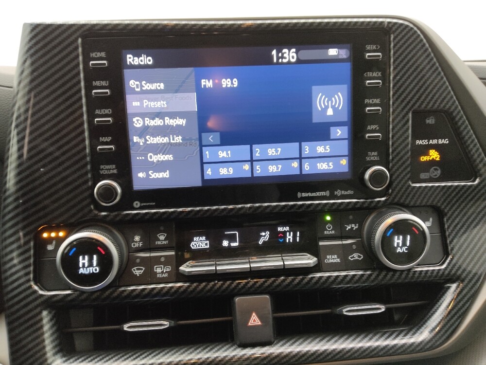 2021 Toyota Highlander in Independence, MO 64055 - 18123207 25