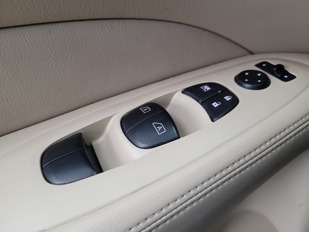 2019 Nissan Pathfinder in Madison, TN 37115 - 18123208 27