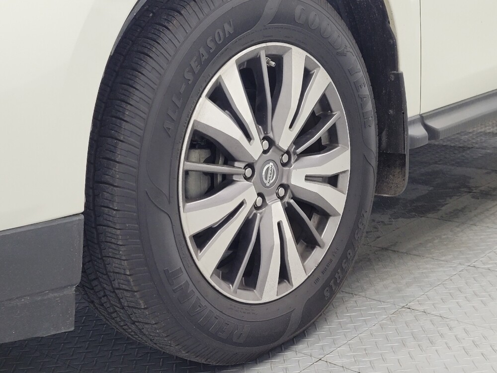 2019 Nissan Pathfinder in Madison, TN 37115 - 18123208 31