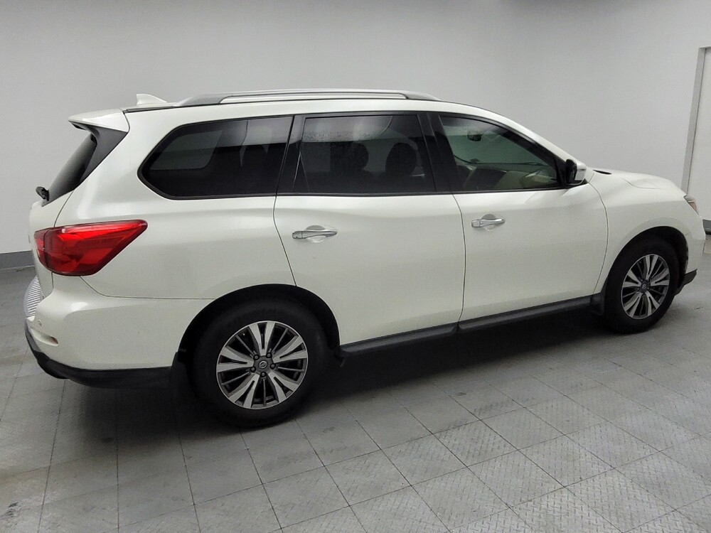 2019 Nissan Pathfinder in Madison, TN 37115 - 18123208 10